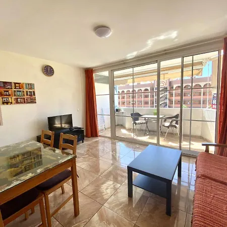 Apartament Yumbo House